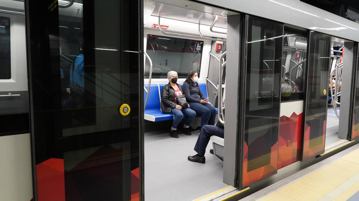 Un vagón del Metro de Quito, durante pruebas del sistema, en enero de 2023.