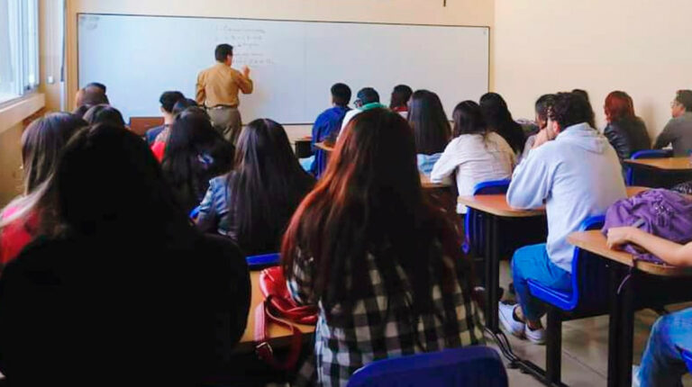 Clases se suspenden en las universidades de Ecuador el 18 y 19 de abril, por cortes de luz