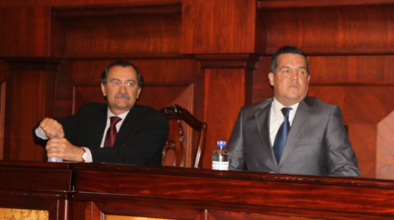 La Asamblea Nacional posesionó a Carlos Pólit como Contralor y a Pedro Solines como Superintendente de Bancos, el 05 de enero de 2011.