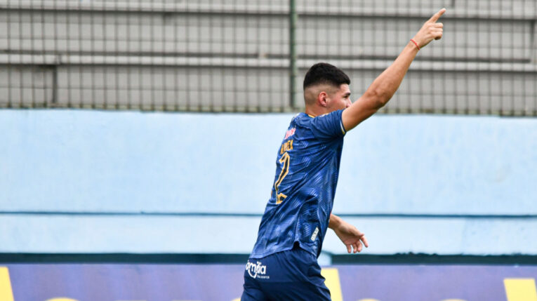 Delfín se enfrenta a Inter de Porto Alegre por la Copa Sudamericana, el 25 de abril de 2024.