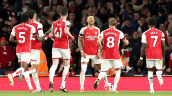 Arsenal celebra la goleada ante el Chelsea, por Premier League, este 23 de abril de 2024.