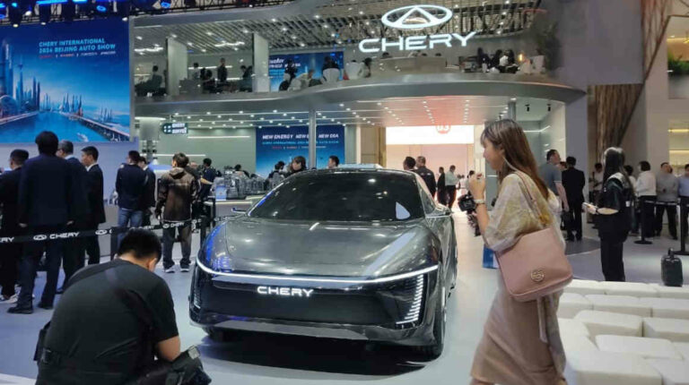 ¿Desde cuándo bajarán los precios de los carros chinos tras el acuerdo comercial?