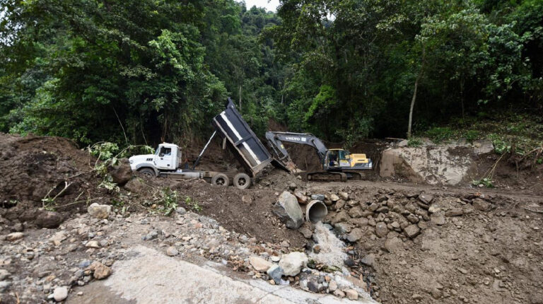 Ministerio de Transporte anunció cierres en la vía que conecta a Guayaquil y Riobamba