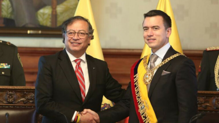 El presidente de Colombia, Gustavo Petro, en una foto de archivo, cuando fue la posesión del mandatario Daniel Noboa, en Quito, noviembre de 2023.