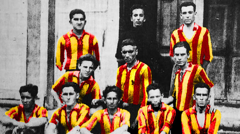 Imagen del grupo de personas que fundaron a Barcelona SC.