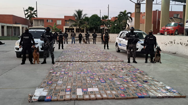 La Policía interceptó un cargamento de cocaína que salía de Guayaquil a Rusia