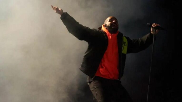 El cantante canadiense Drake durante un concierto, en una fotografía de archivo. 