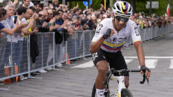 Jhonatan Narváez después de su victoria en la Etapa 1 del Giro de Italia, el 4 de mayo de 2024.