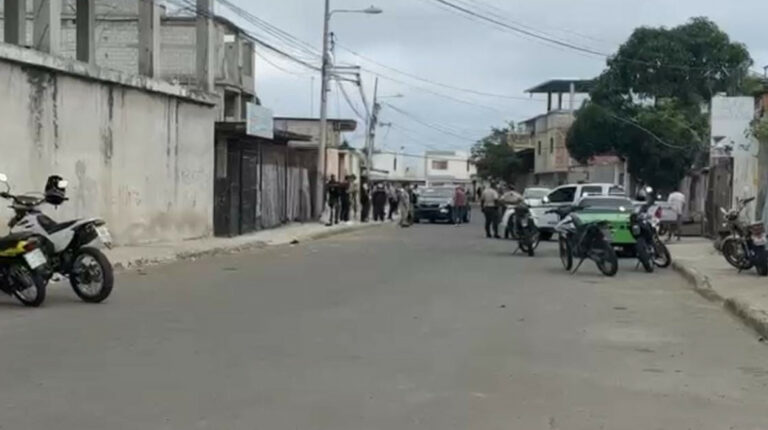 Nueva masacre en Manta: Cuatro personas acribilladas en un taller mecánico