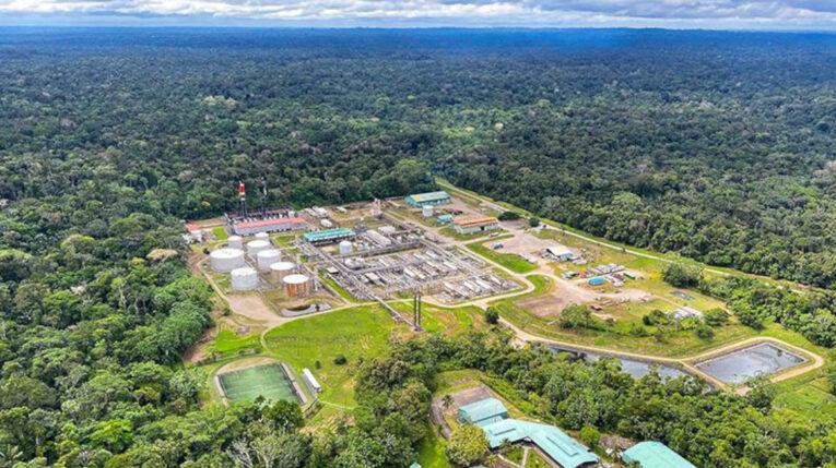 Campo petrolero de Petroecuador, en la Amazonía. Foto de archivo de 2024.