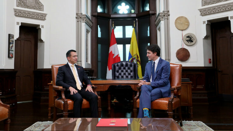 El presidente Daniel Noboa mantuvo una reunión con Justin Trudeau, primer ministro de Canadá, el 5 de marzo de 2024.