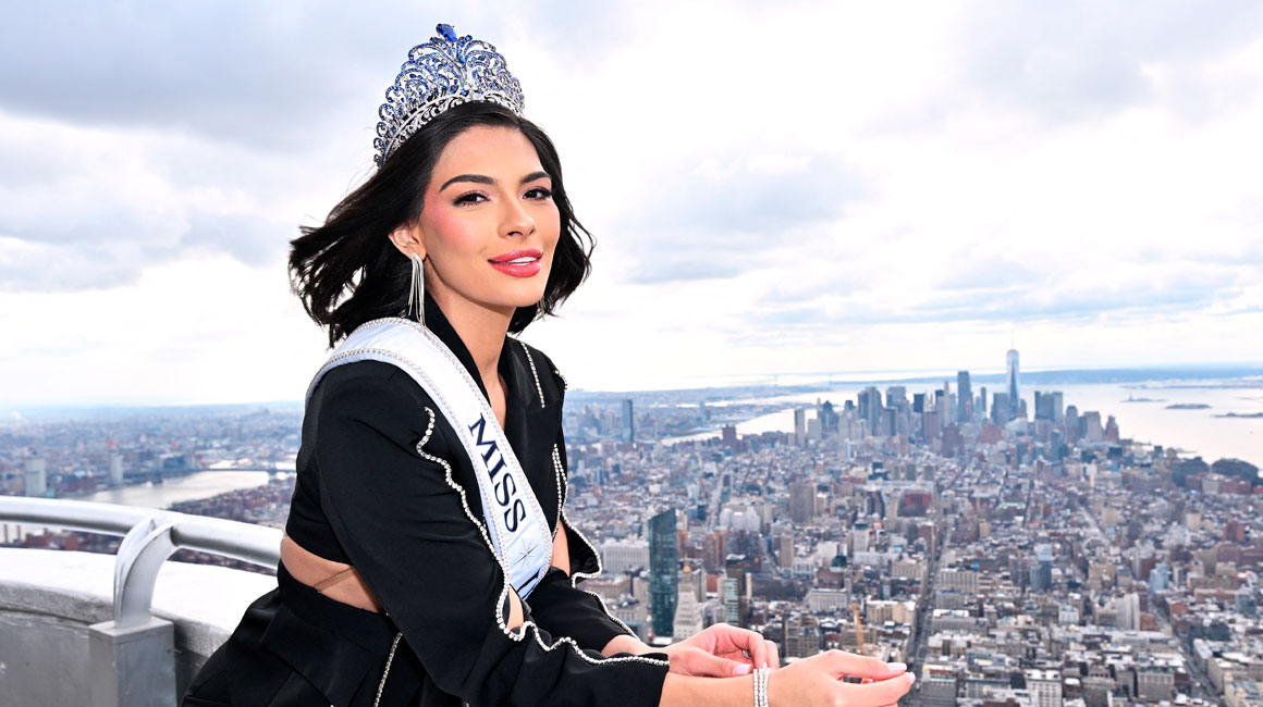 Sheynnis Palacios, actual Miss Universo, visita el Empire State Building en la ciudad de Nueva York, Estados Unidos.