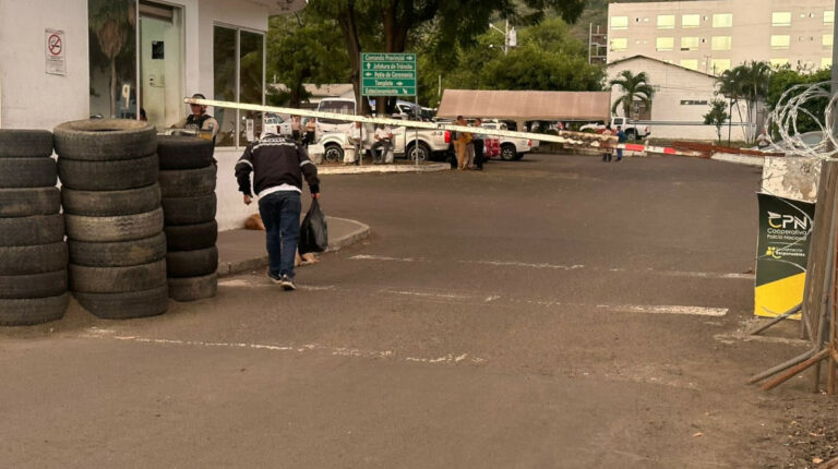 Operativo 'Embestida 15': Policías de Tránsito detenidos por asociación ilícita en Manabí