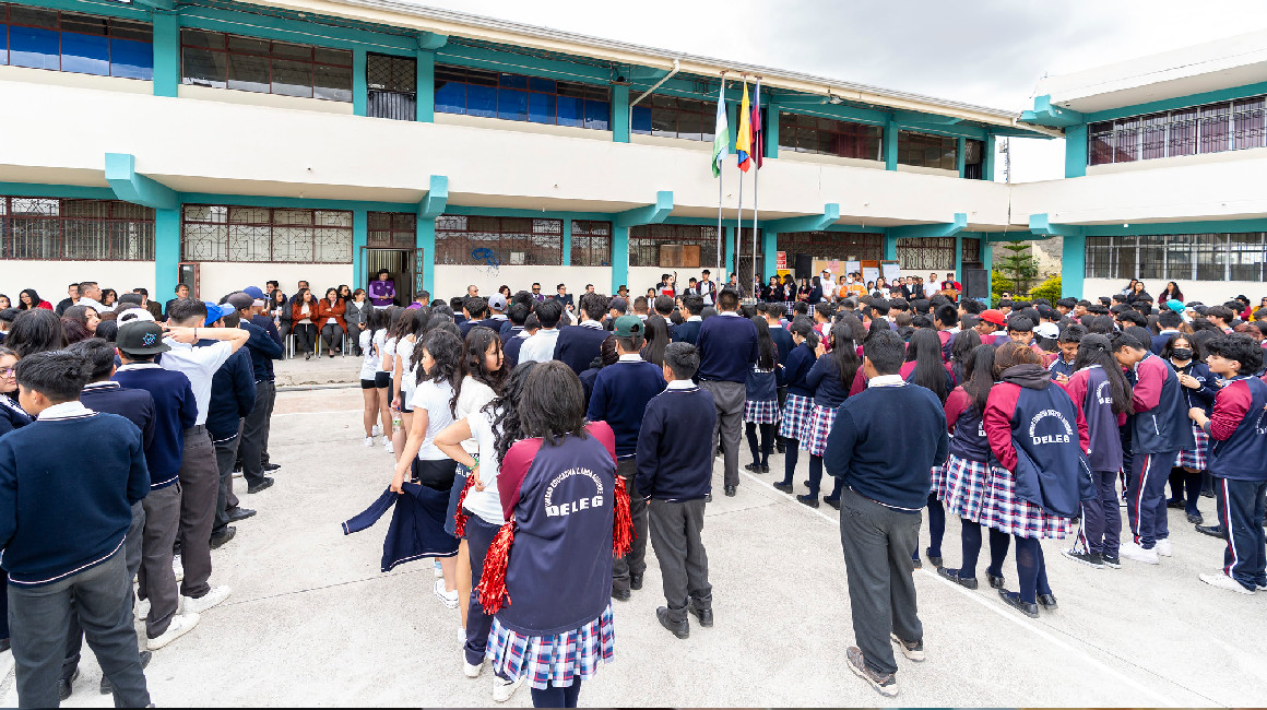 Estudiantes de un plantel educativo en Cañar, el 10 de abril de 2024.