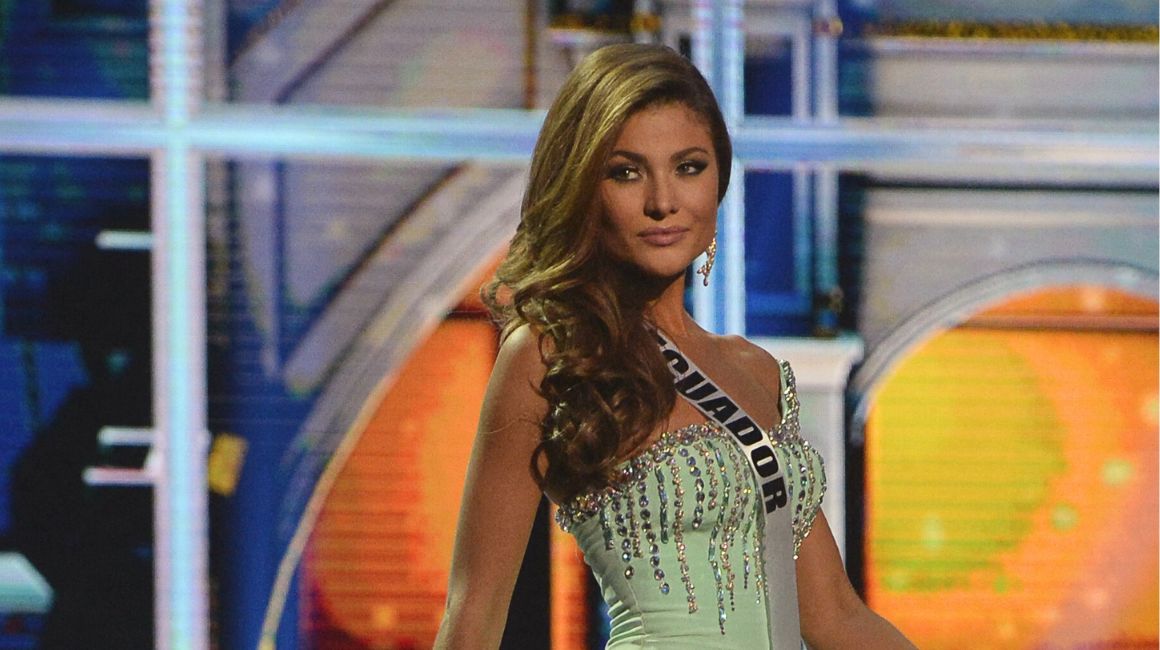 Constanza Báez Jalil, Miss Ecuador 2013, clasificó como Segunda finalista en el certamen Miss Universo celebrado en Rusia.