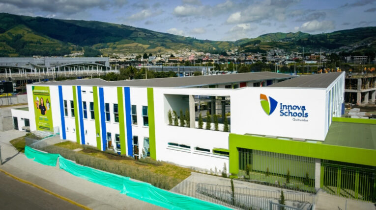 Imagen de uno de los colegios de Innova Schools en Quito, en 2024.