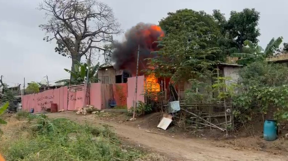 La Policía explotó una vivienda que era usada como guarida de grupos delictivos en Nueva Prosperina, Guayaquil, el 28 de mayo de 2024.