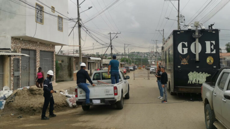 La Policía ha intervenido varias zonas de Nueva Prosperina, al noroeste de Guayaquil, como Socio Vivienda. 