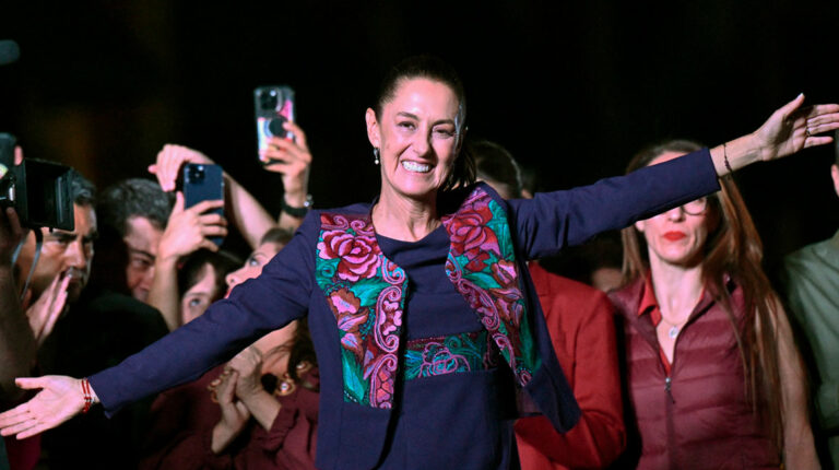 Claudia Sheinbaum hace historia y se convierte en la primera mujer presidenta de México