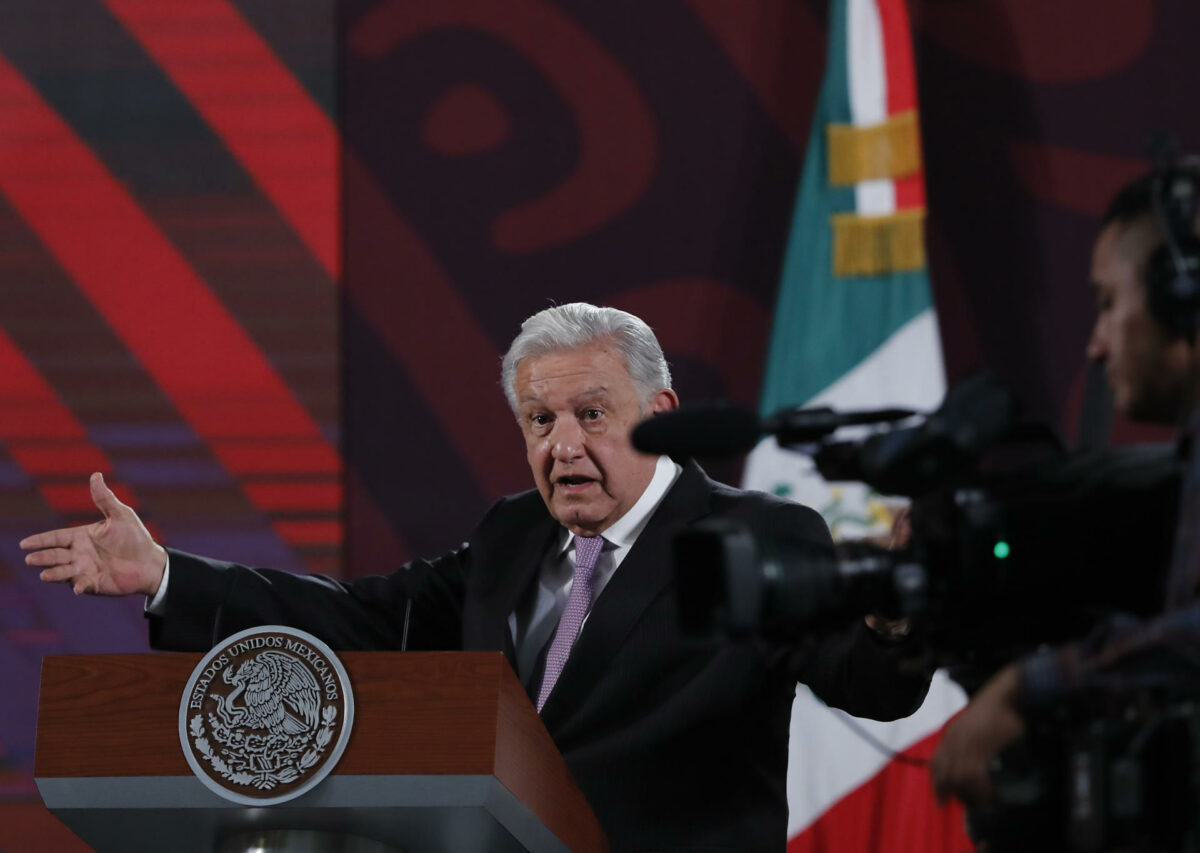 El presidente de México, Andrés Manuel López Obrador, en una una rueda de prensa en el Palacio Nacional de la Ciudad de México el 3 de junio de 2024.