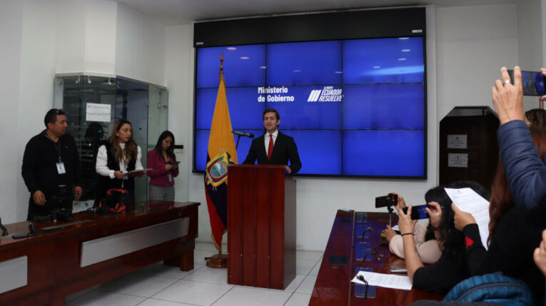 Esteban Torres, viceministro de Gobierno, en rueda de prensa. Quito, 6 de junio de 2024