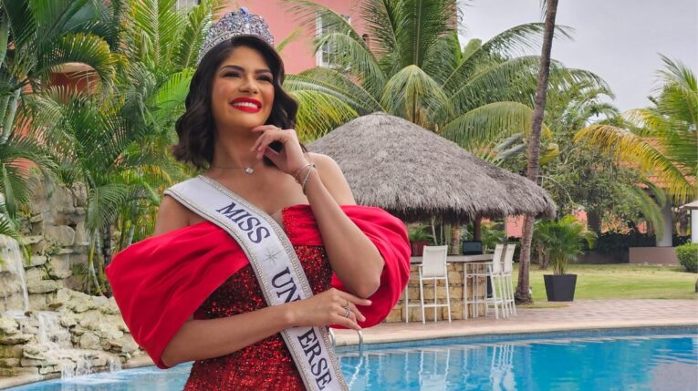 Miss Universo 2023 Sheynnis Palacios, en Machala, El Oro, el domingo 9 de junio.