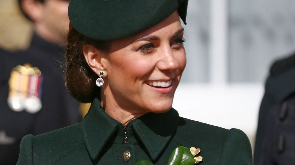 Kate Middleton envió emotiva carta a la Guardia Irlandesa, disculpándose por no asistir a importante evento.