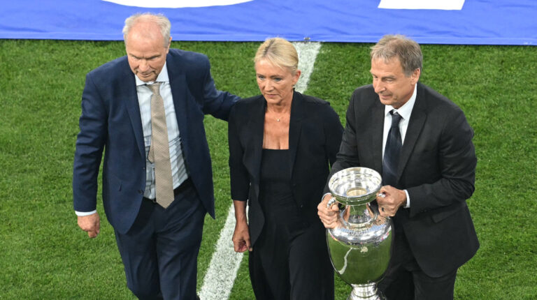 Así fue el homenaje a Franz Beckenbauer en la ceremonia inaugural de la Eurocopa