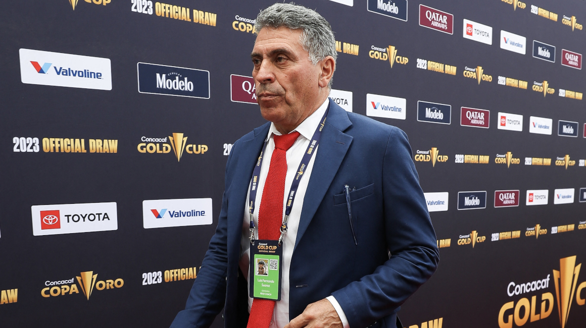 Luis Fernando Suárez asiste a un evento de la Concacaf, cuando era DT de Costa Rica, el 13 de abril de 2023.