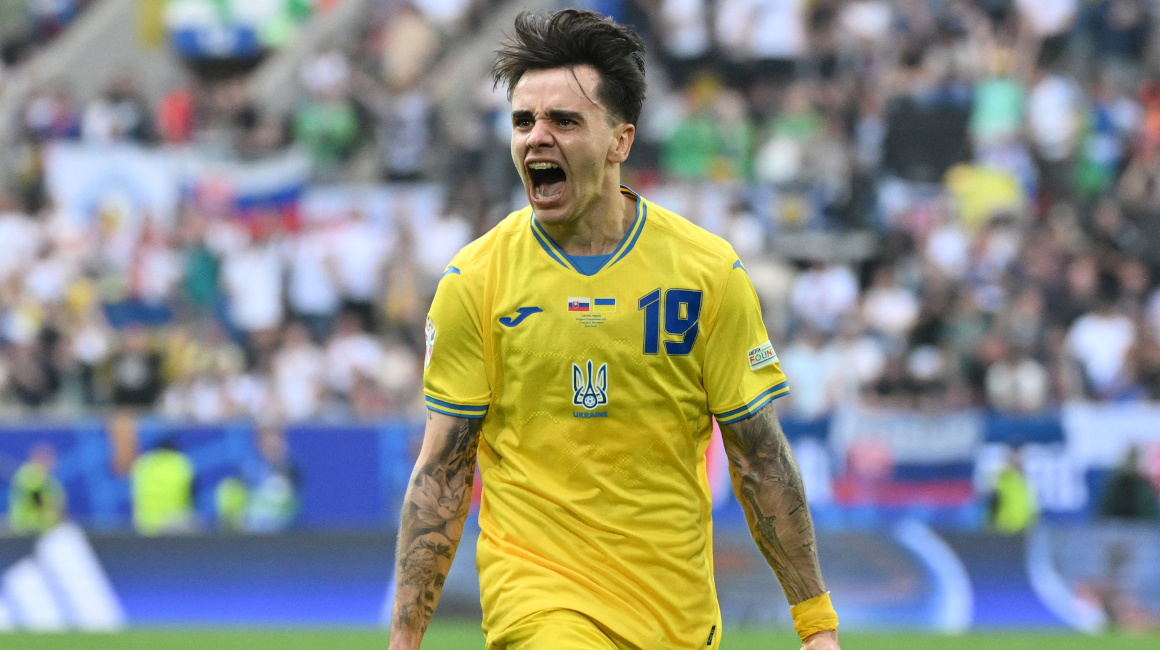 El centrocampista ucraniano Mykola Shaparenko celebra su gol ante Eslovaquia en el Arena de Düsseldorf, el 21 de junio de 2024.
