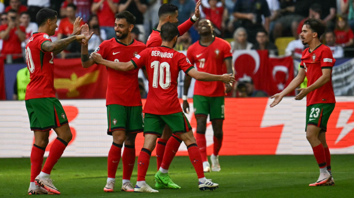 Jugadores de Portugal celebrando su gol ante Turquía, 22 de junio de 2024.