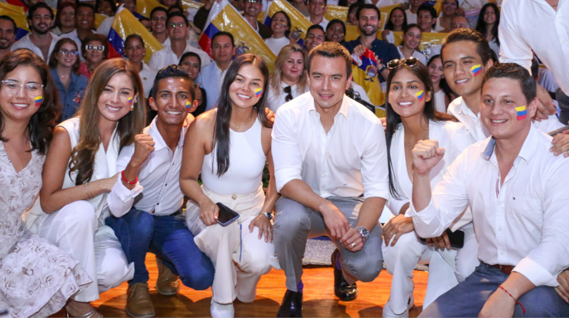 El presidente Daniel Noboa en un encuentro con jóvenes, en Guayaquil, el 18 de abril de 2024.