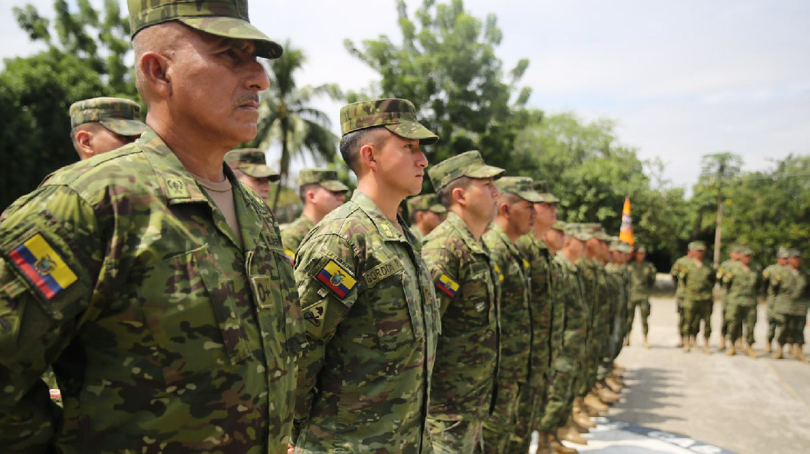 Militares en una ceremonia el 11 de junio de 2024.
