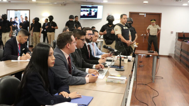 Caso Villavicencio: Conexión sospechosa de 'CJN' y amenazas a la hija del político en el segundo día de juicio