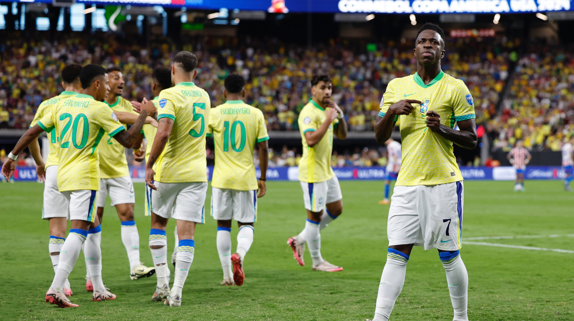 Vinicius Jr. festeja un gol de Brasil, el 29 de junio de 2024.