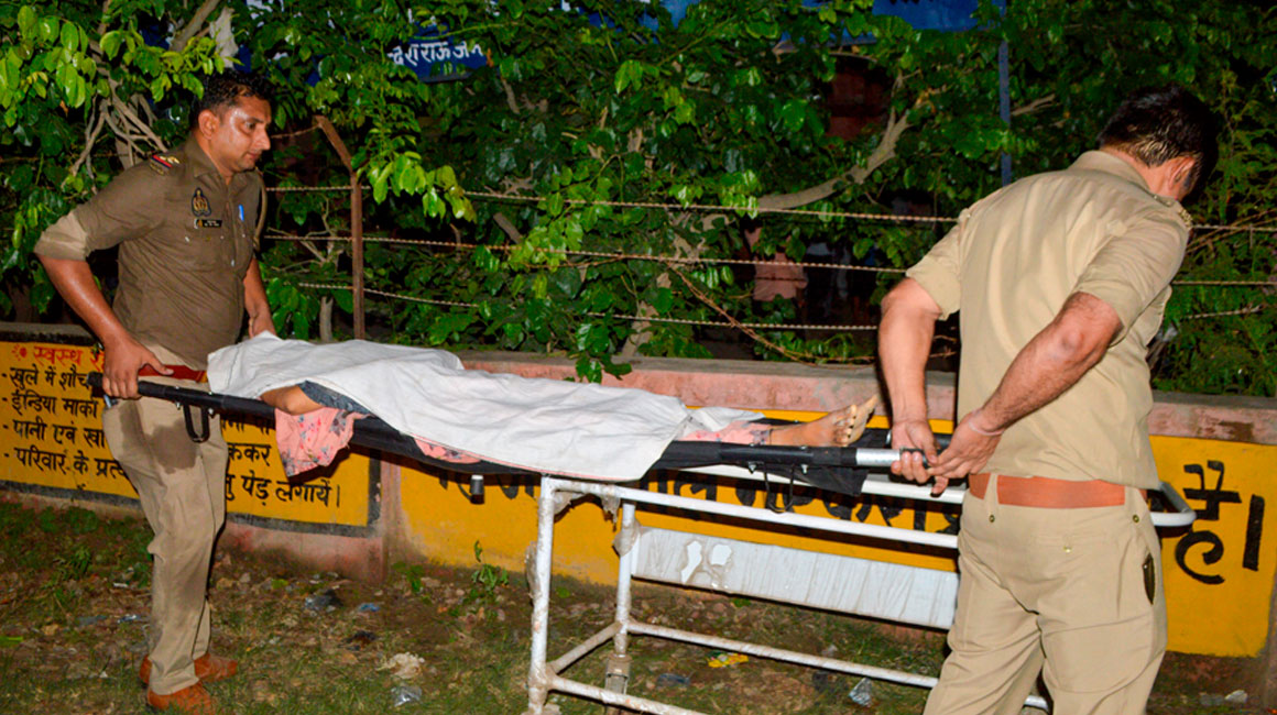 Tragedia en la India: Más de 50 muertos por estampida en un acto religioso