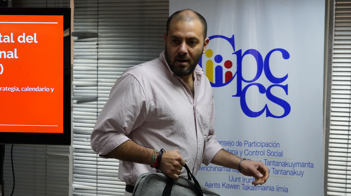 Juan Esteban Guarderas, vocal del Cpccs, en una rueda de prensa el 28 de junio de 2024.