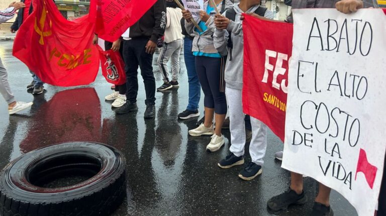 Manifestaciones en Ecuador: Quema de llantas en Carchi, normalidad en Quito