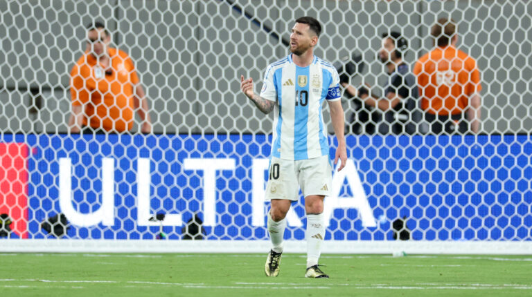 ¡Juega Messi! Esta es la alineación de Argentina para enfrentar a Ecuador en cuartos de final