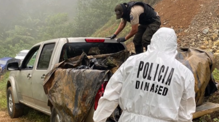 Identificados tres cadáveres en Ponce Enríquez donde se realizan recorridos y sobrevuelos