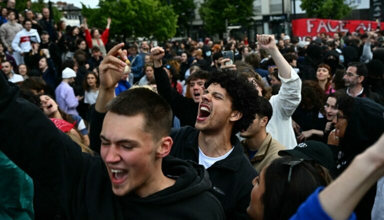 Francia queda atrapada entre la izquierda radical y la ultraderecha, tras las elecciones legislativas
